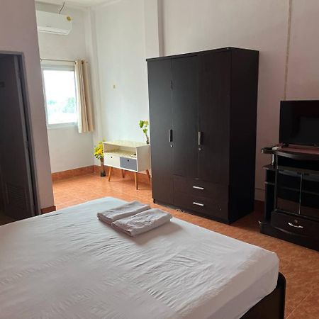 Lucky Banzaan Hotel Patong Ngoại thất bức ảnh