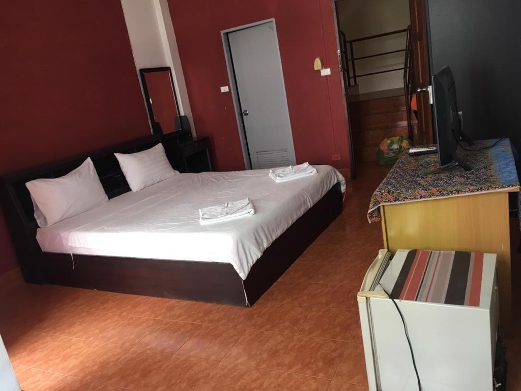 Lucky Banzaan Hotel Patong Ngoại thất bức ảnh